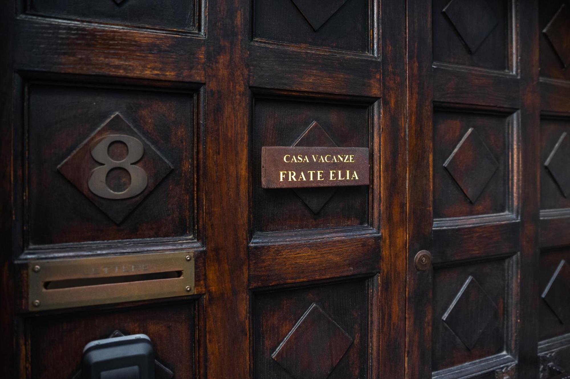 Casa Vacanze Frate Elia アッシジ エクステリア 写真